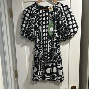 NWT Farm Rio Palermo Black and White Floral Mini Dress with Puff Sleeves